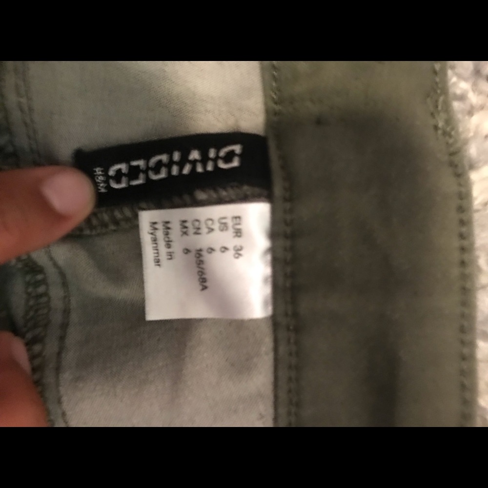 Pants - Picture 2 of 3